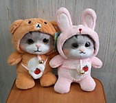 Кот в костюме маленький. 20 см. 600 руб.